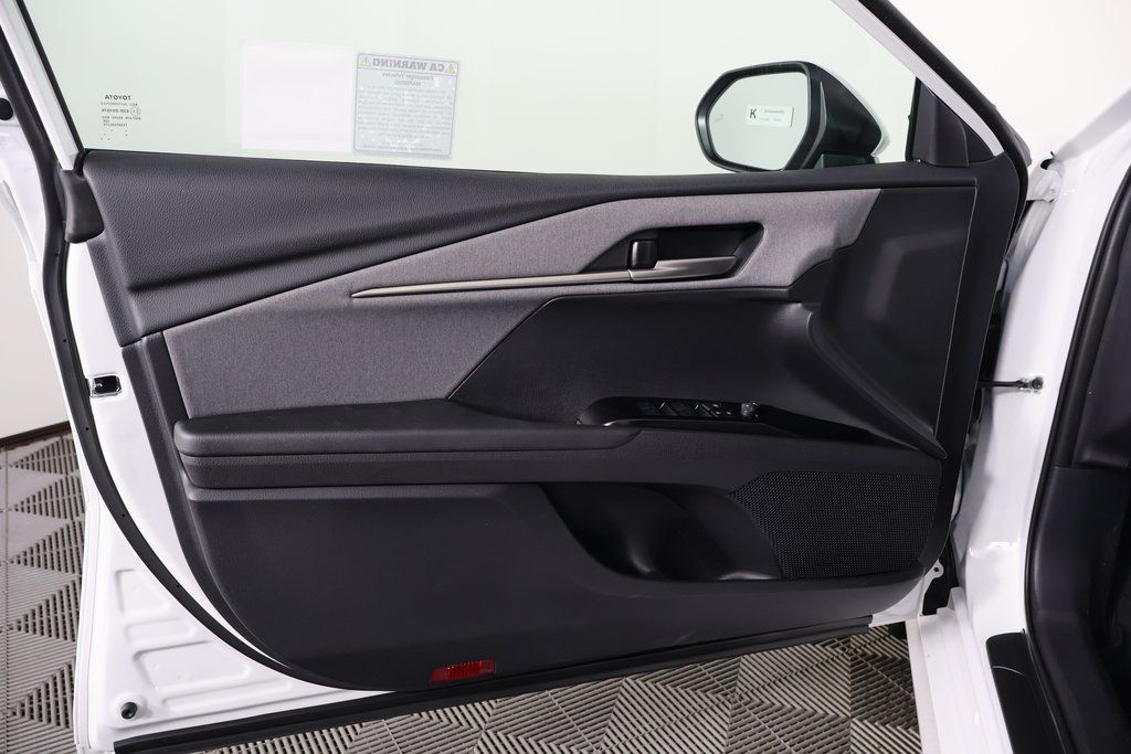 Thumbnail: 2026 Toyota Camry - 5