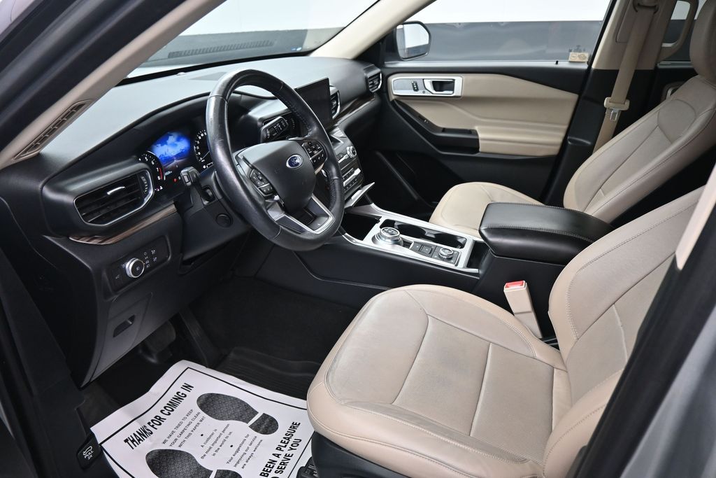 2020 Ford Explorer Limited Silver at Matthews Motors of Wilmington