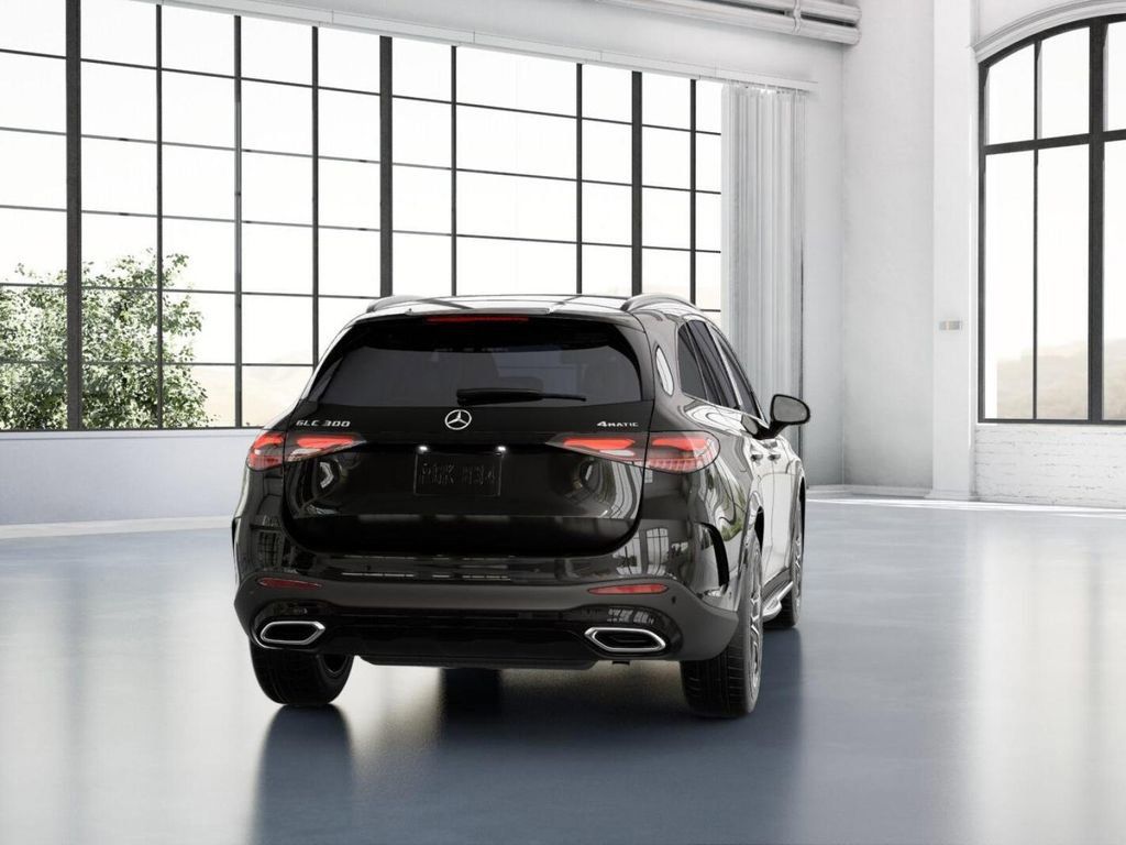 2025 Mercedes-Benz GLC GLC 300 24