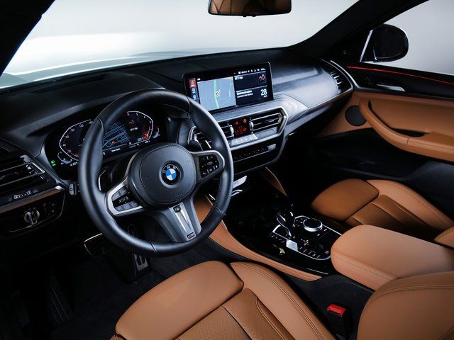 Used 2025 Gray BMW xDrive30i image 19