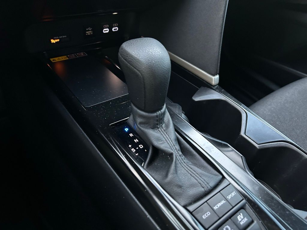 Thumbnail: 2025 Toyota Camry - 27