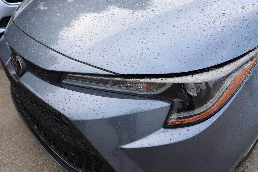 Thumbnail: 2022 Toyota Corolla - 3