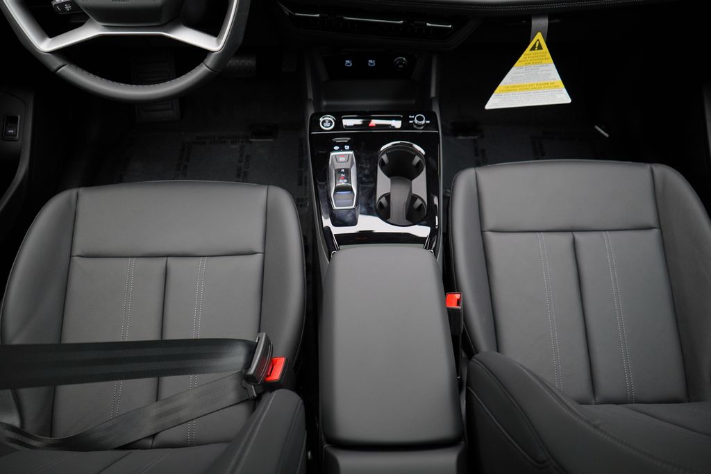 2025 Audi Q6 e-tron Premium 16