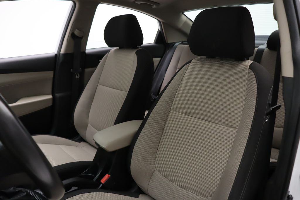 2022 Hyundai Accent Limited Edition 13