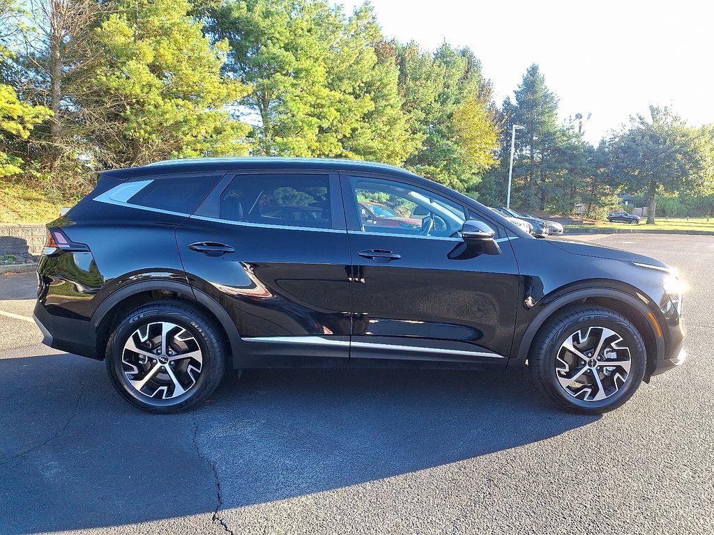 Thumbnail: 2023 Kia Sportage - 7
