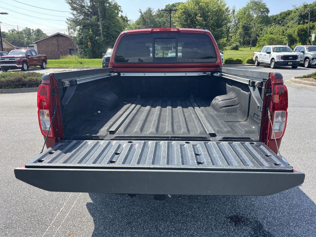 2016 Nissan Frontier SV photo