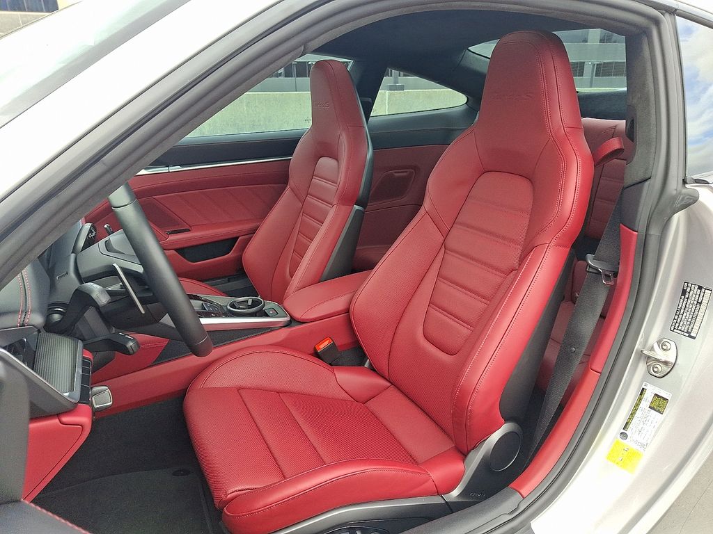 Thumbnail: 2024 Porsche 911 - 5