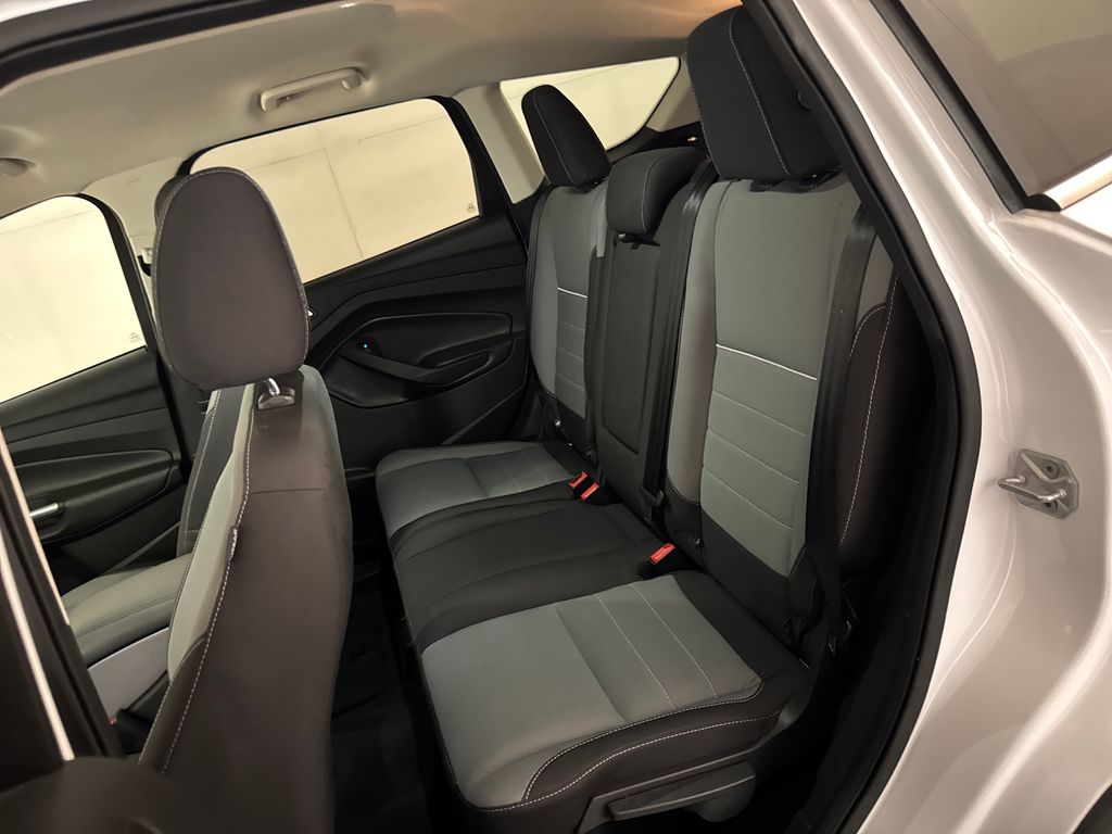 Used 2014 White Ford SE image 28