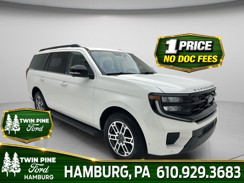 White Metallic 2025 Ford Expedition SUV / Crossover Four-Wheel Drive Automatic