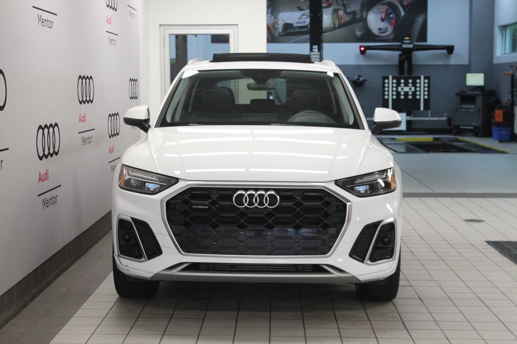 Thumbnail: 2024 Audi Q5 - 9