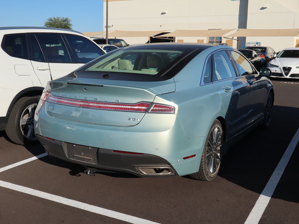 Thumbnail: 2014 Lincoln MKZ - 4