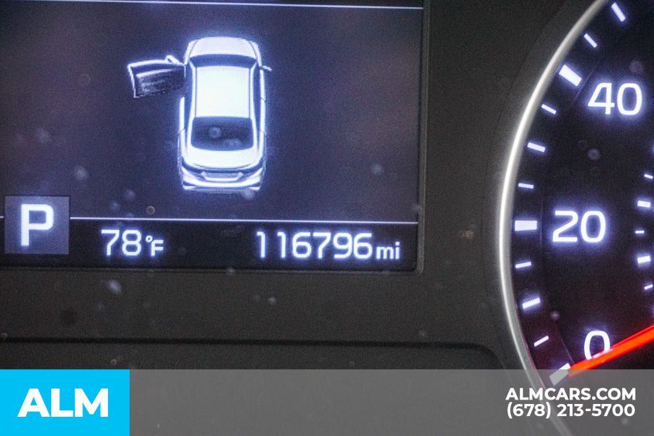 Used 2019 Black Kia EX image 56