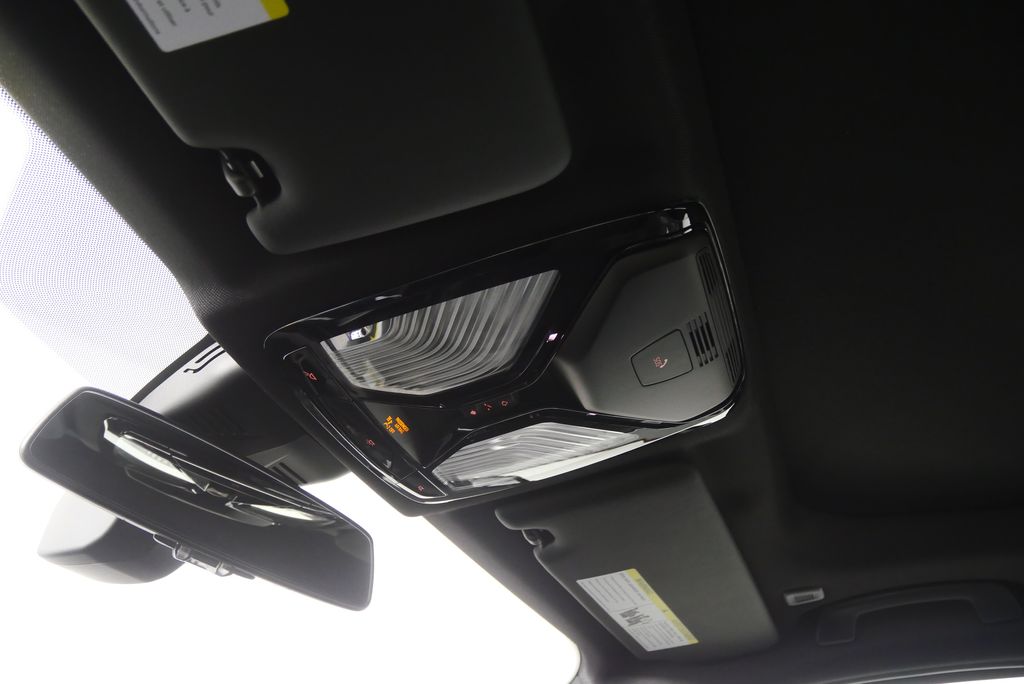 Thumbnail: 2026 BMW 3 Series - 21