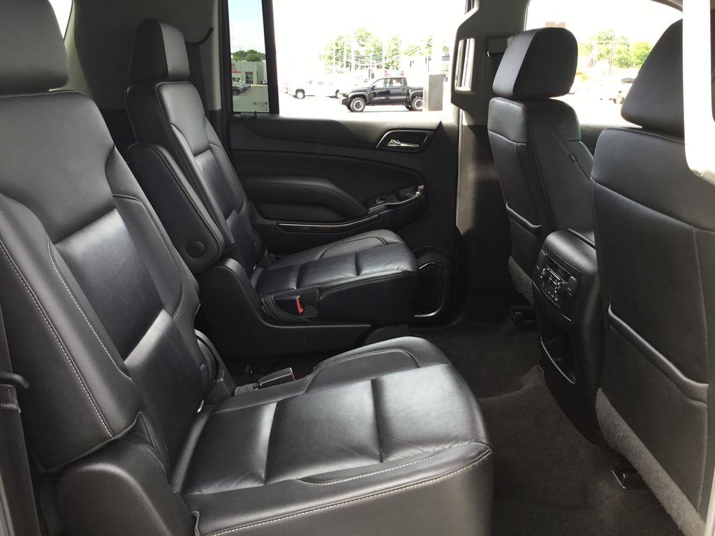 Thumbnail: 2017 Chevrolet Suburban - 15