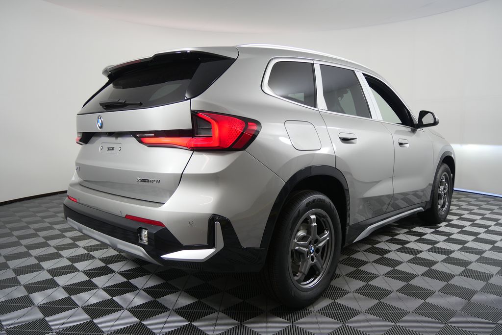 Thumbnail: 2025 BMW X1 - 3