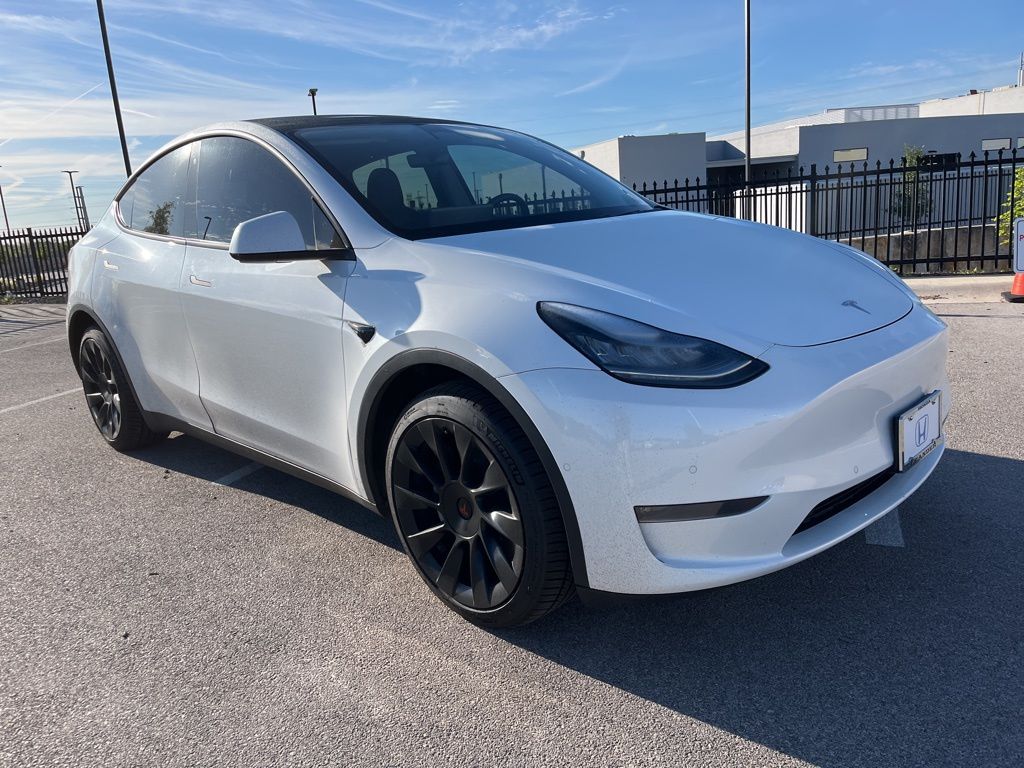 Thumbnail: 2021 Tesla Model Y - 3
