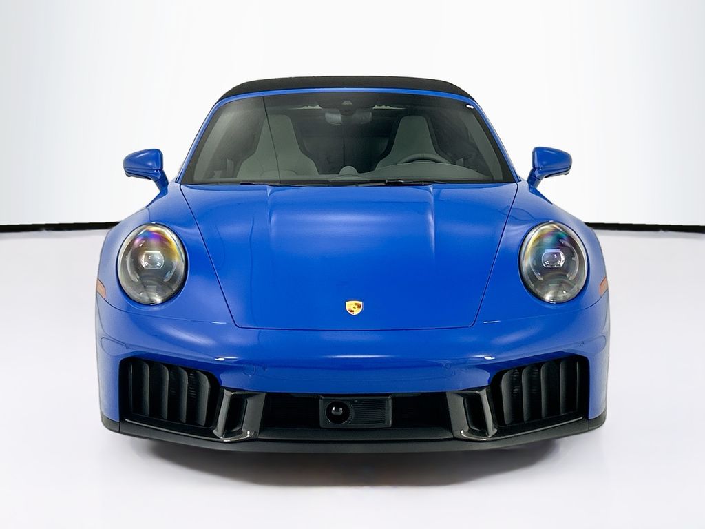 Thumbnail: 2026 Porsche 911 - 10