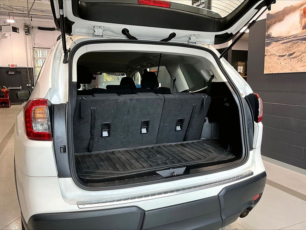 2023 Subaru Ascent — photo 23
