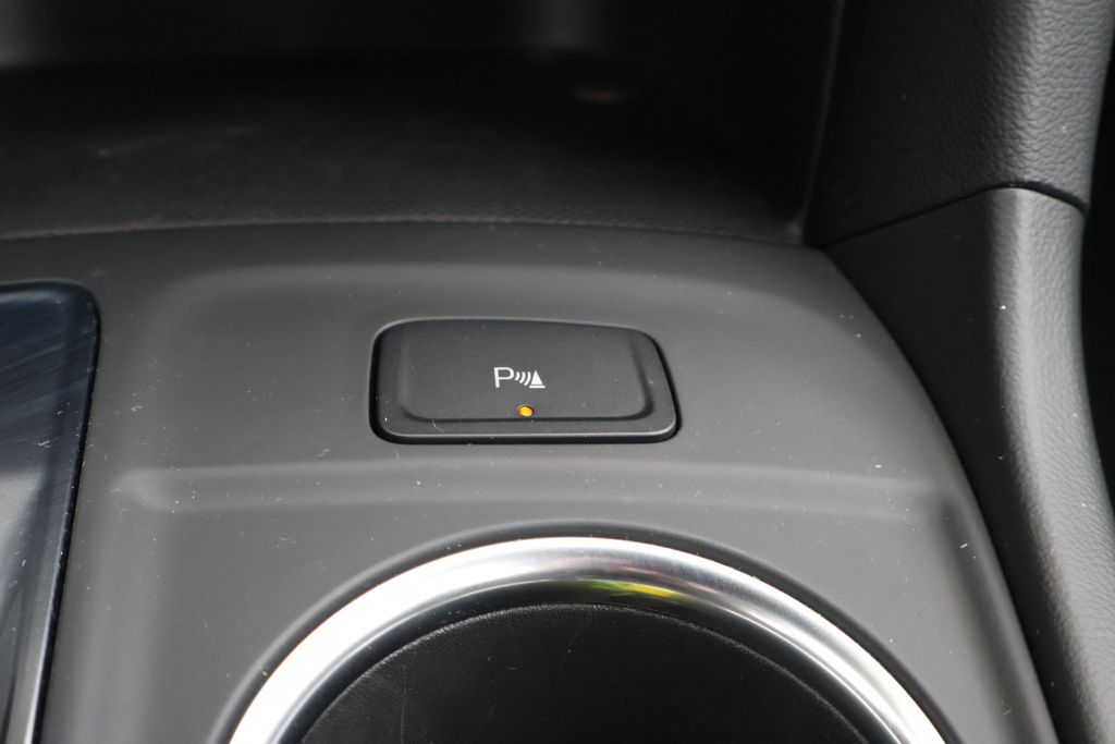 Thumbnail: 2024 Chevrolet Equinox - 23