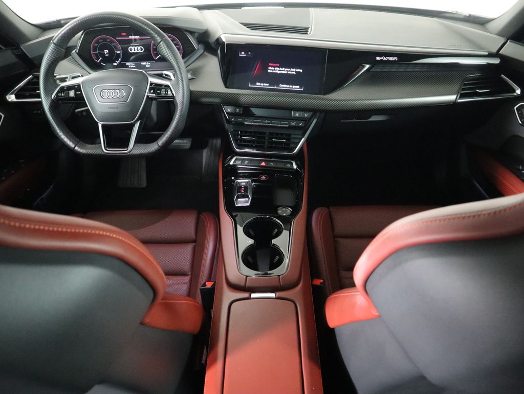 Thumbnail: 2023 Audi e-tron GT - 13