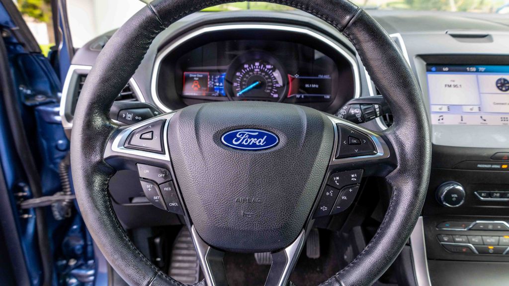 Used 2019 Ford Edge SEL 4D Sport Utility
