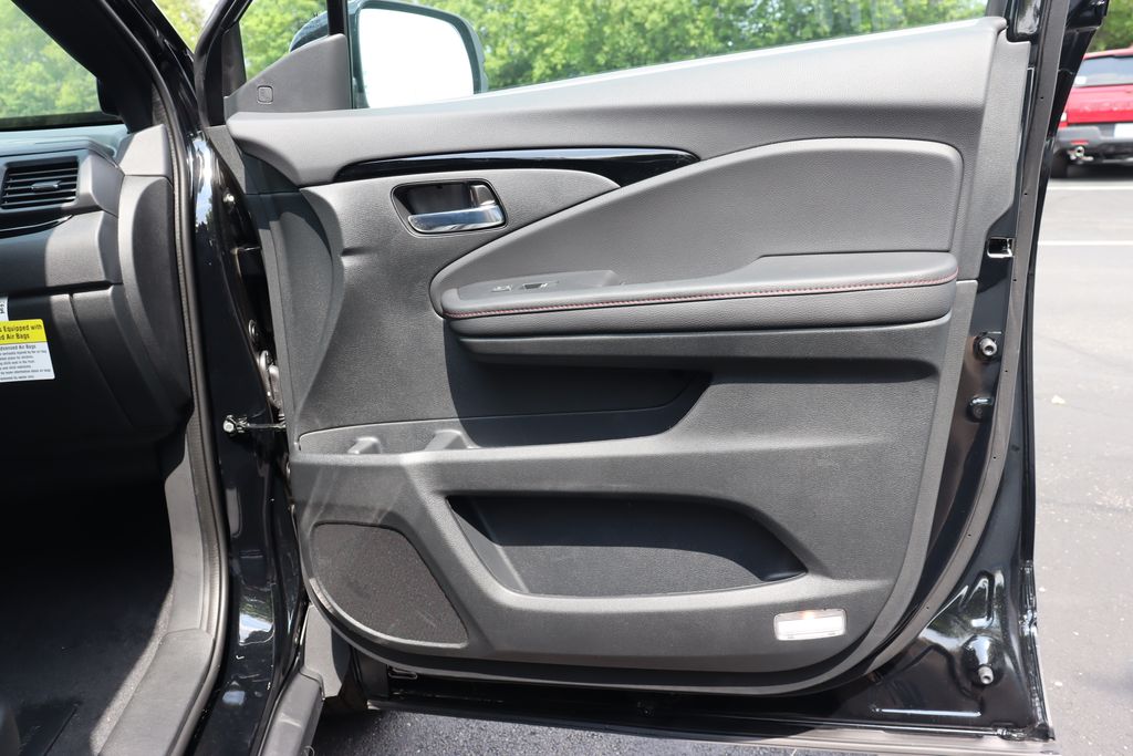 Thumbnail: 2026 Honda Ridgeline - 19