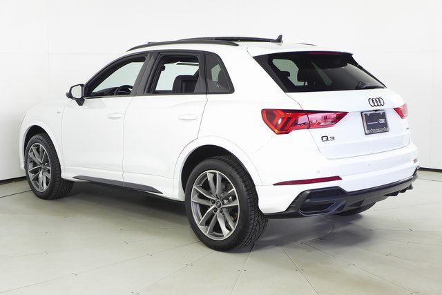 2022 Audi Q3 Premium 9