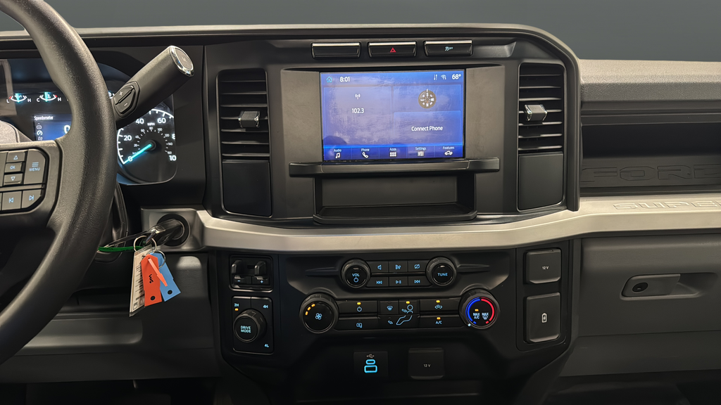 Used 2023 Oxford White Ford XL image 12