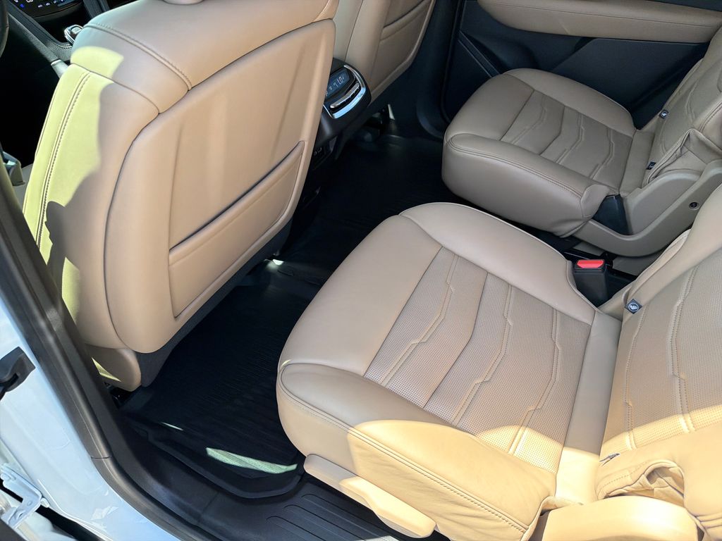 Used 2020 White Cadillac Premium Luxury image 35