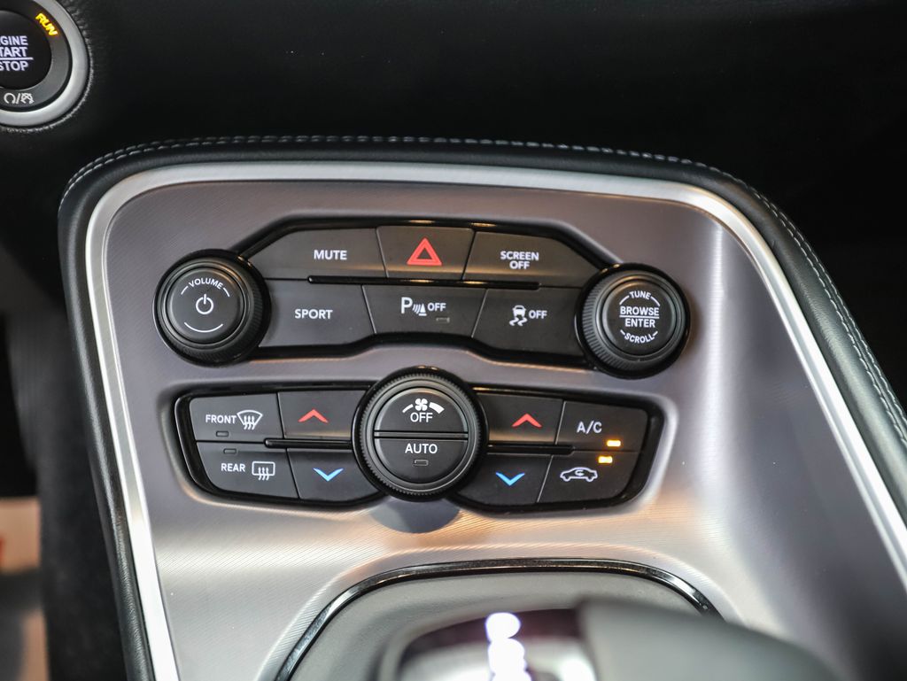 2022 Dodge Challenger GT 18