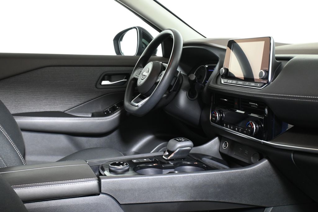 Thumbnail: 2022 Nissan Rogue - 30