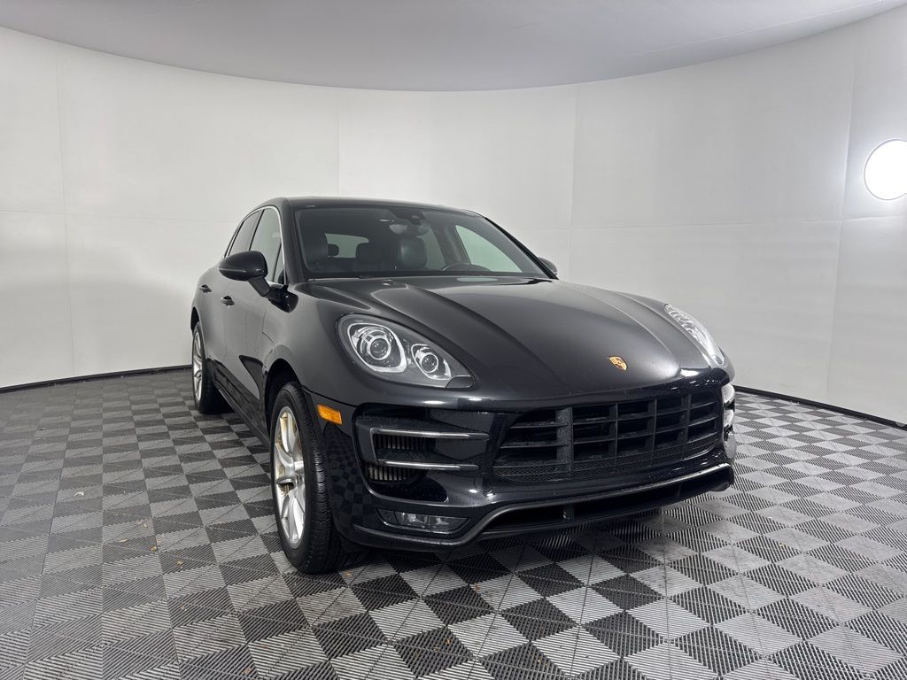 Thumbnail: 2018 Porsche Macan - 3