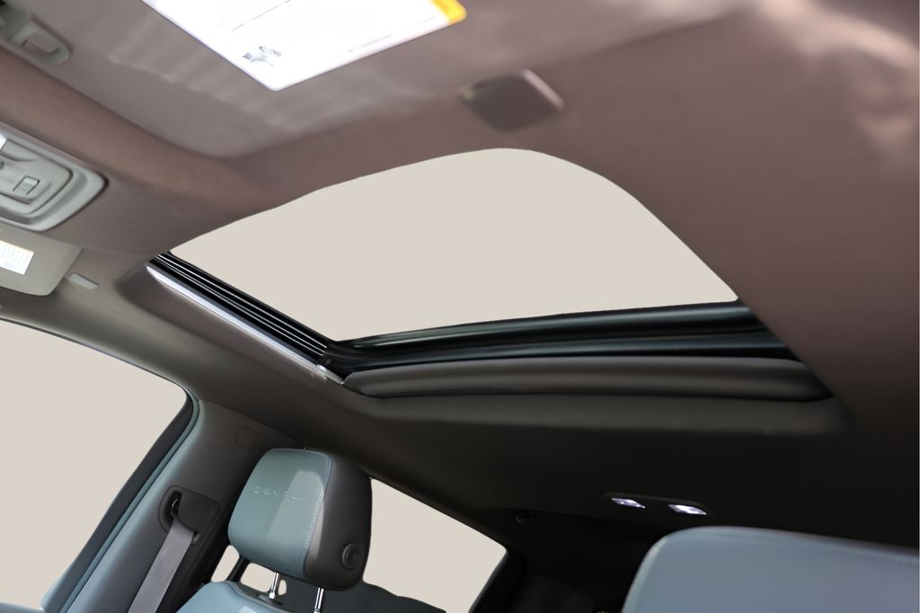 Used 2020 White GMC Denali image 14
