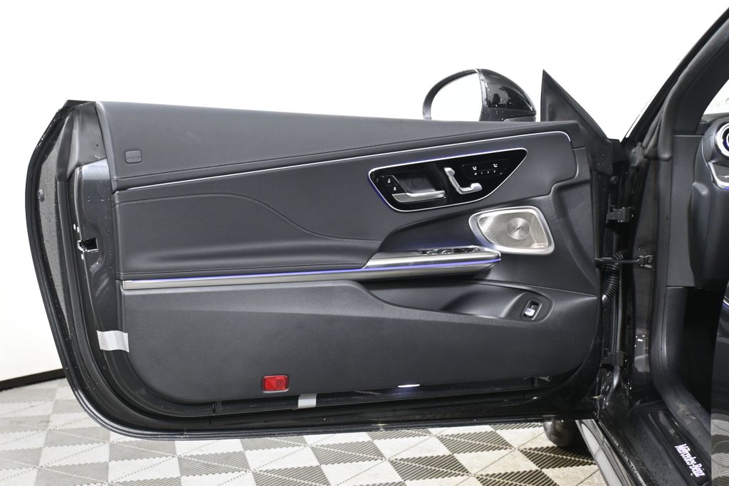2025 Mercedes-Benz CLE 300 28