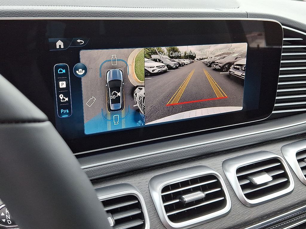 Thumbnail: 2025 Mercedes-Benz GLE - 14