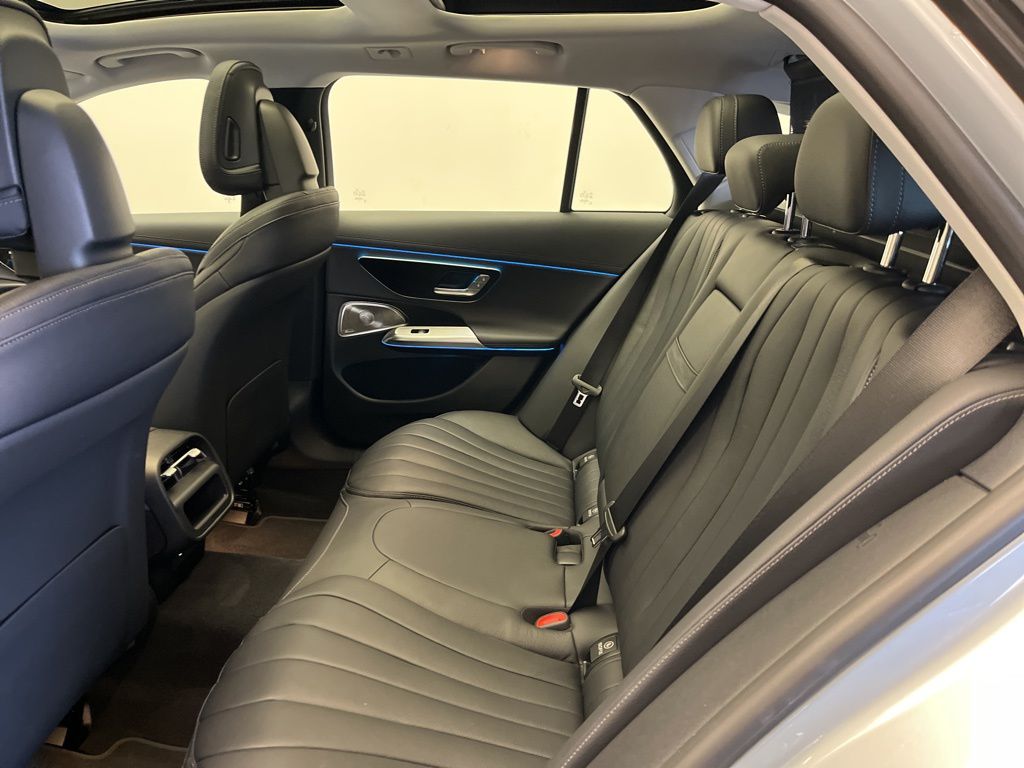 Thumbnail: 2025 Mercedes-Benz E-Class - 24