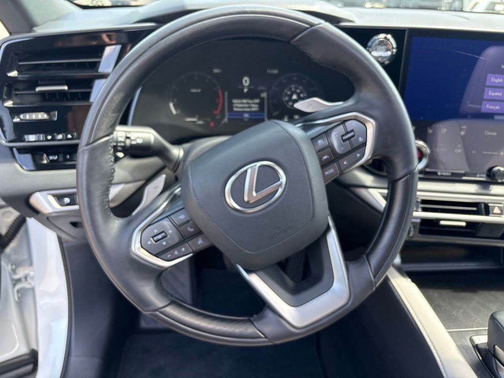 Thumbnail: 2025 Lexus RX - 15