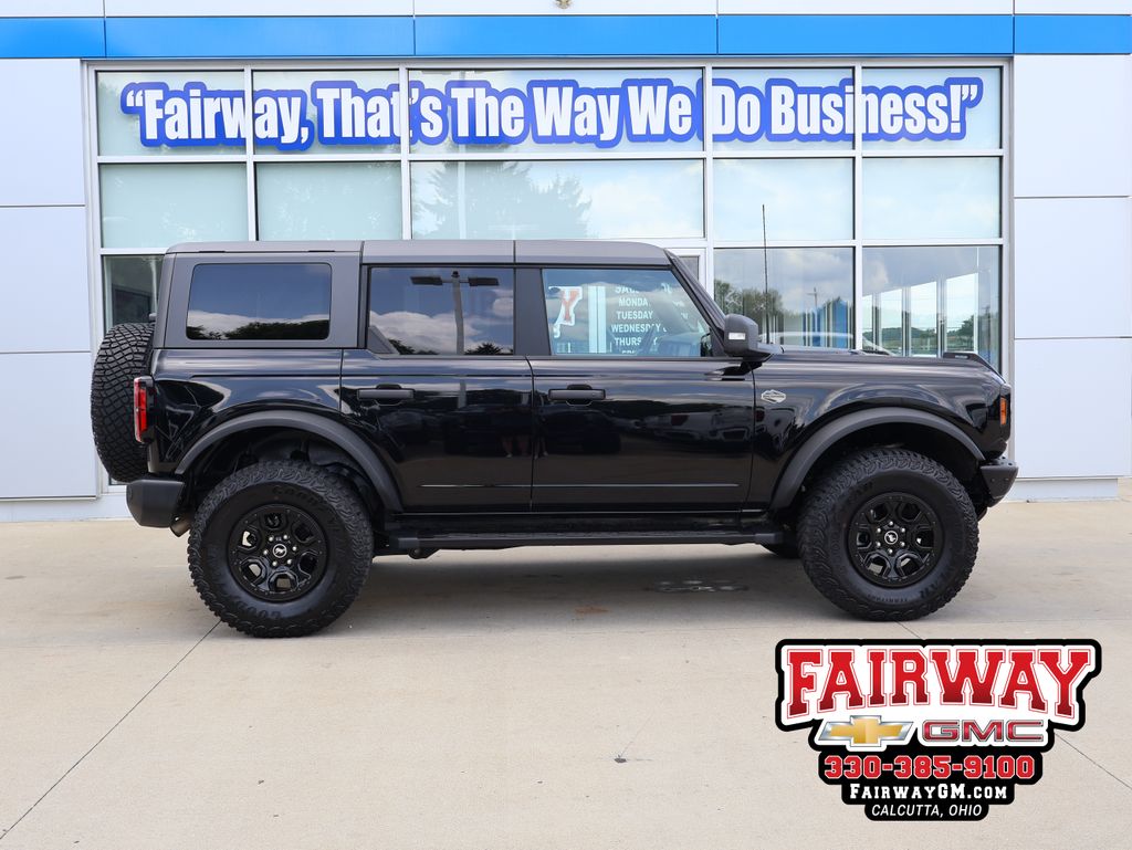 Shadow Black 2022 Ford Bronco SUV / Crossover Four-Wheel Drive Automatic