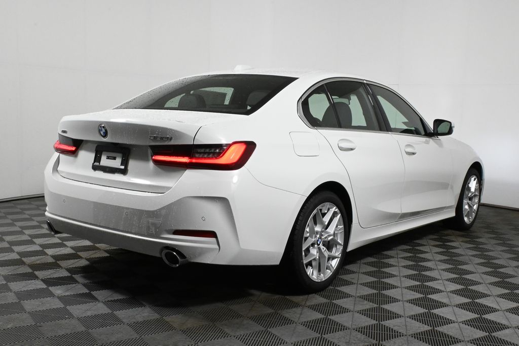 2025 BMW 3 Series 330i xDrive 6