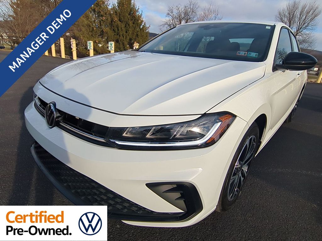 2025 Volkswagen Jetta Sport FWD