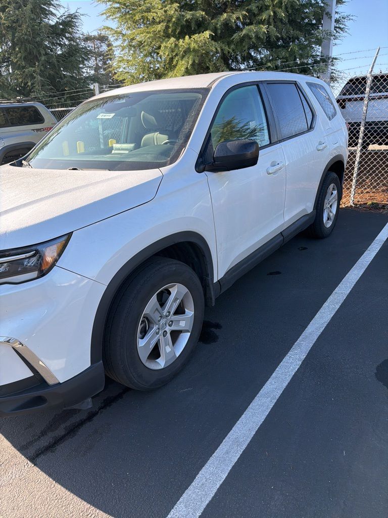 Thumbnail: 2023 Honda Pilot - 2