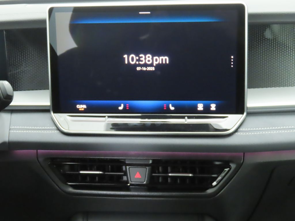 Thumbnail: 2025 Volkswagen Tiguan - 15