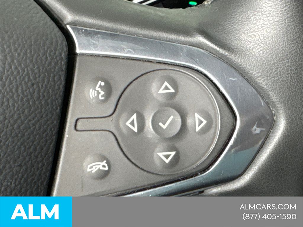 Used 2023 White Chevrolet LT image 29