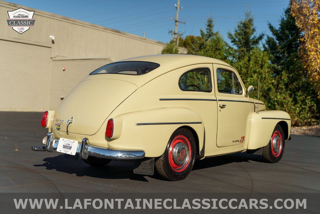 1958 Volvo 2dr Sedan 172