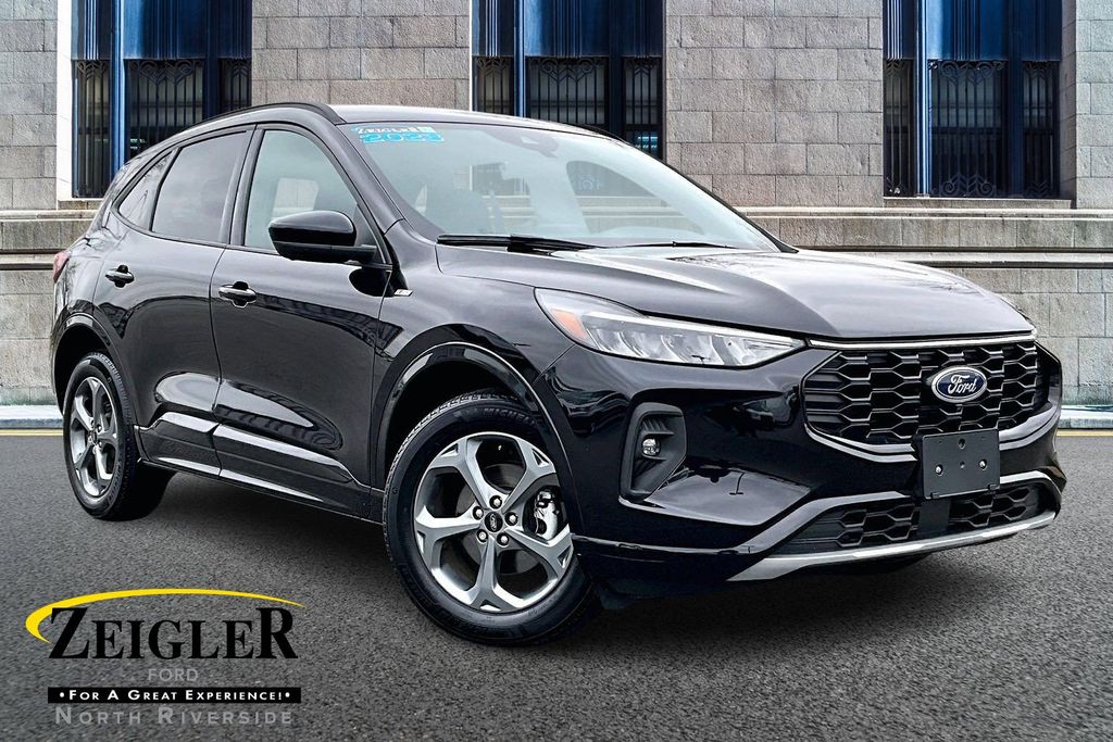 2023 Ford Escape Hybrid ST-Line Select AWD