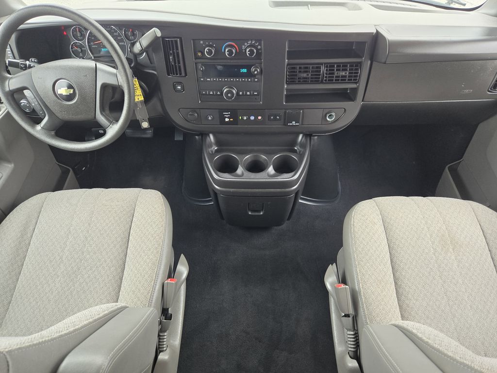 2023 Chevrolet Express 3500