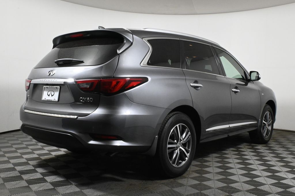 2020 INFINITI QX60 Luxe 7