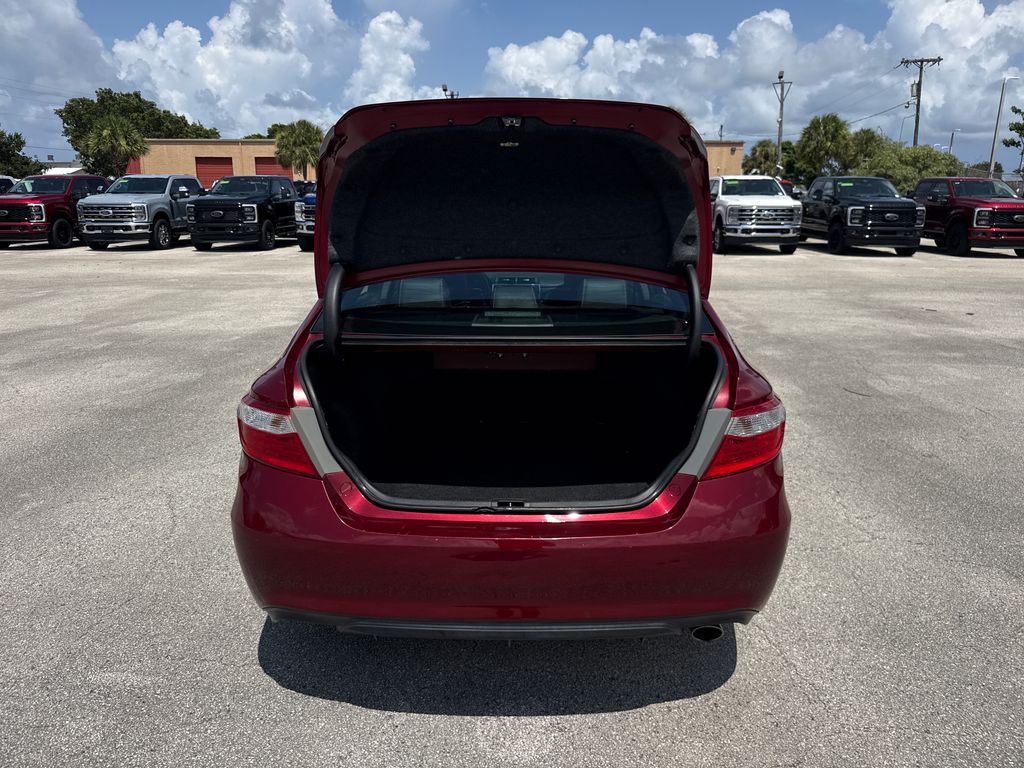 Certified Used 2017  Toyota SE image 25