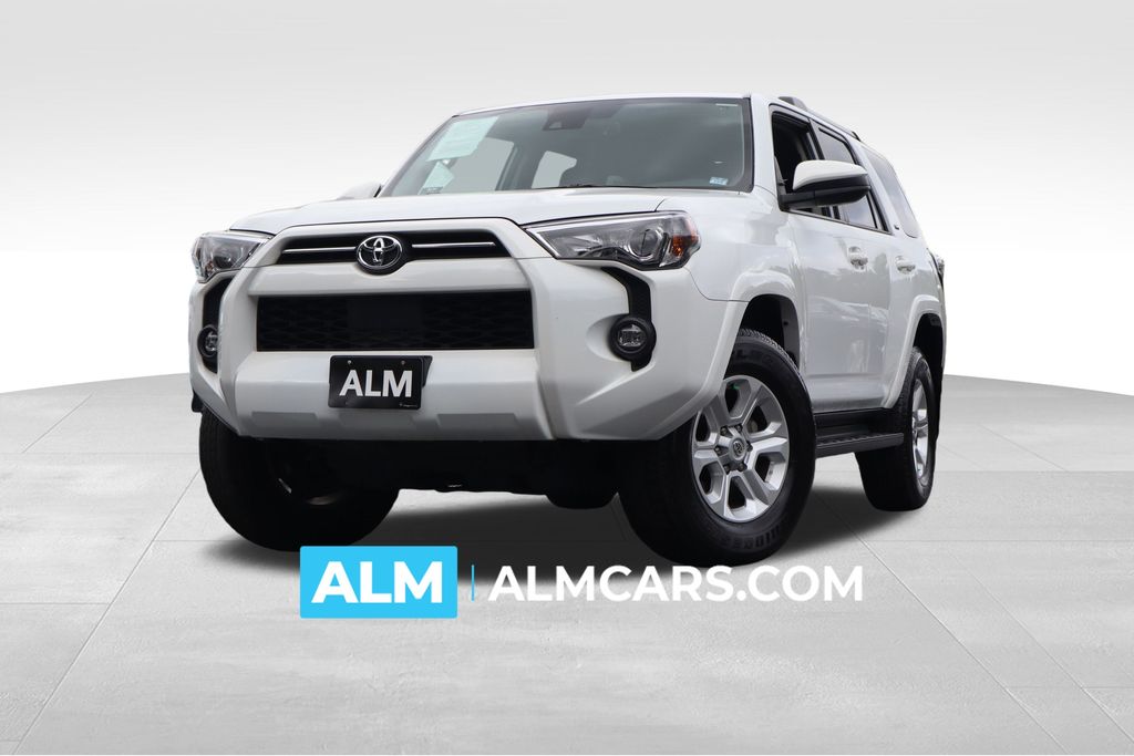 2024 Toyota 4Runner SR5's photo