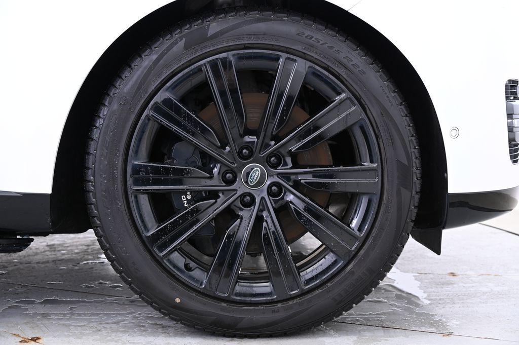2025 Land Rover Range Rover Autobiography 18
